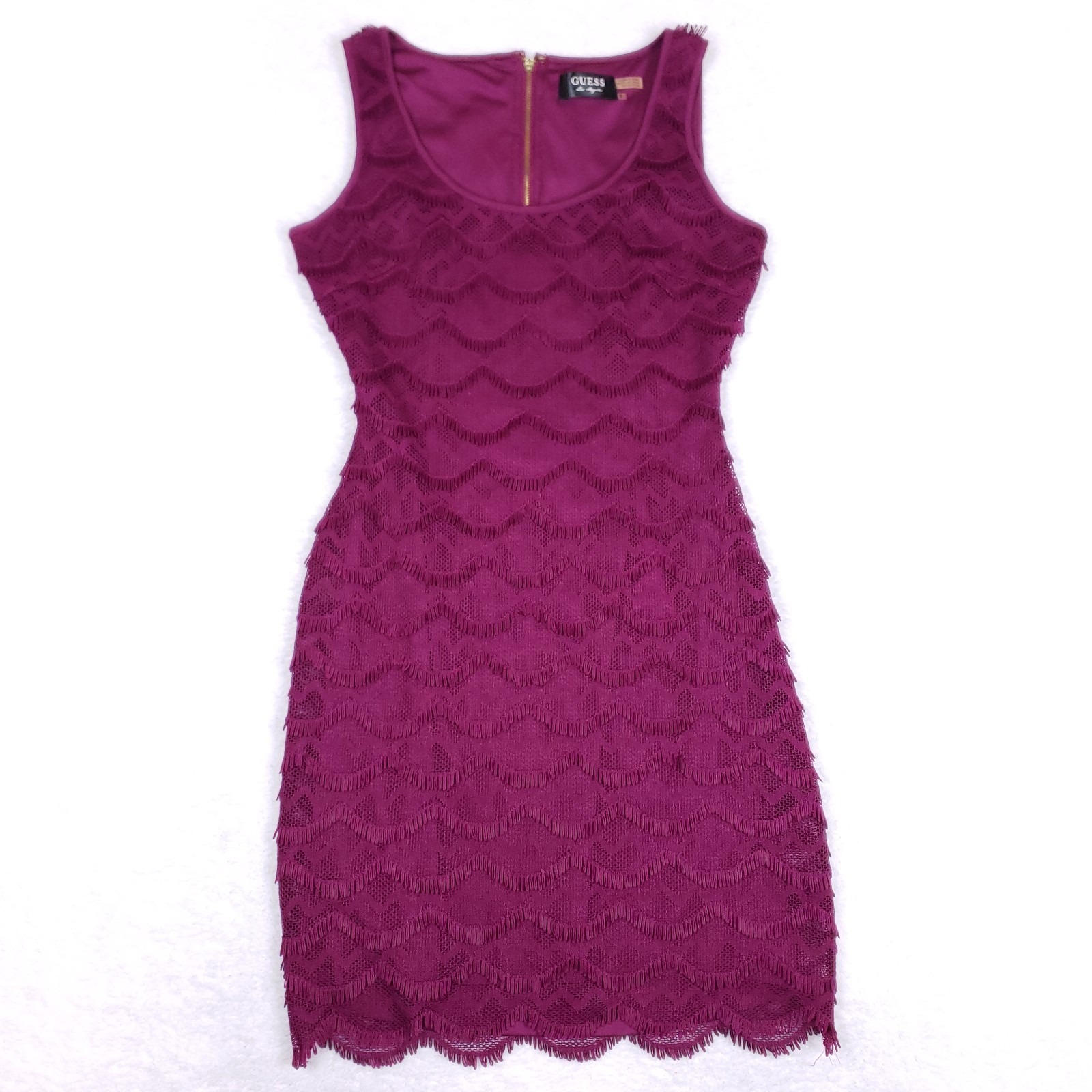 Guess Sleeveless Scallop Lace Bodycon Dress Sz 0 Raspberry Cocktail 90s Revival